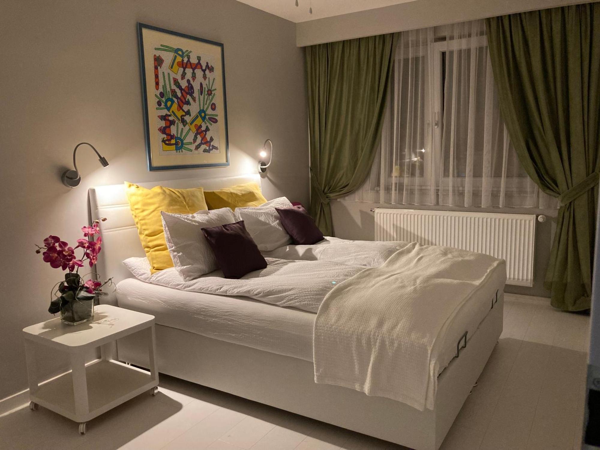 Apartamentul Max, Practic Si Confortabil Oradea Ngoại thất bức ảnh