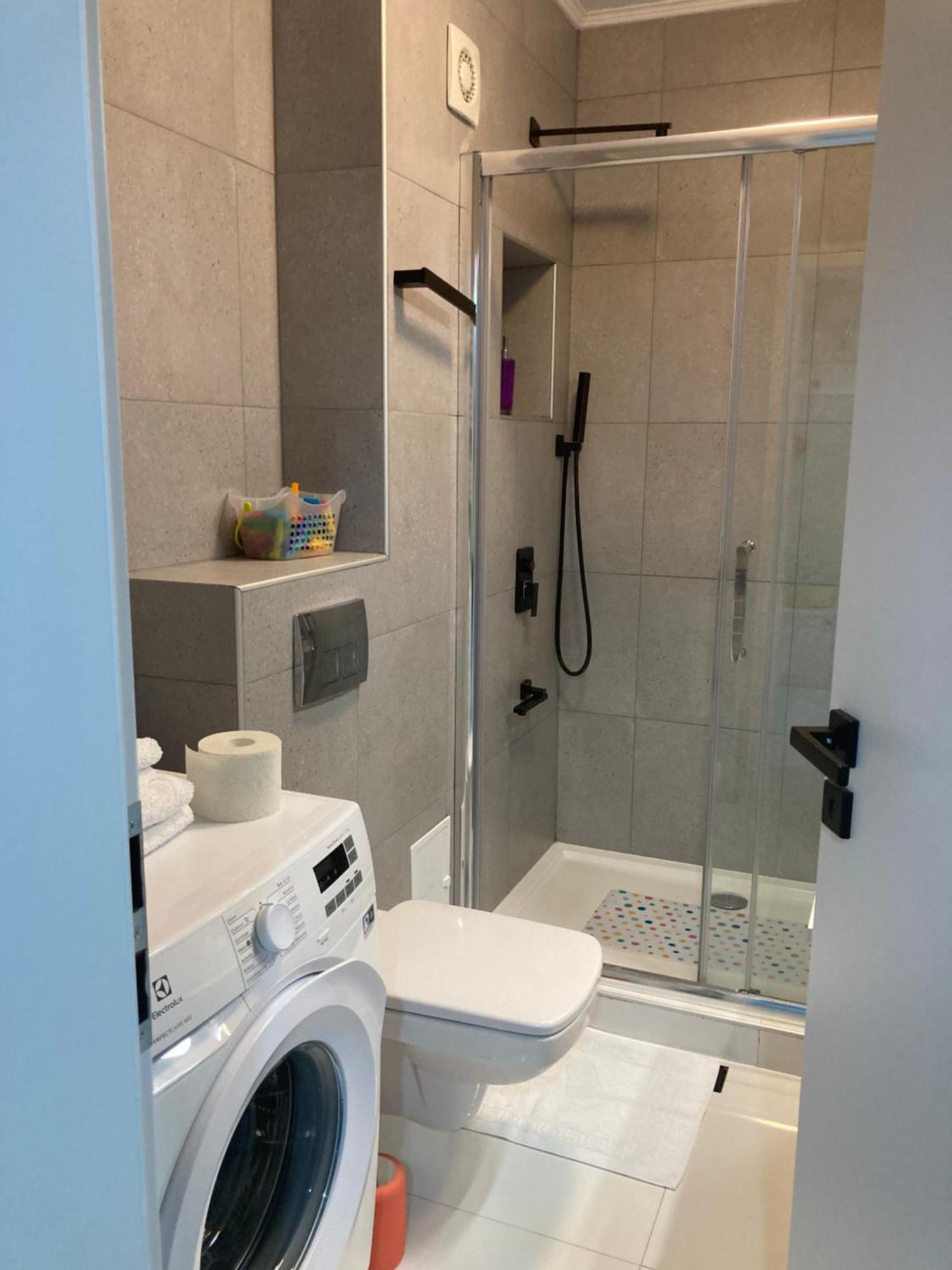 Apartamentul Max, Practic Si Confortabil Oradea Ngoại thất bức ảnh